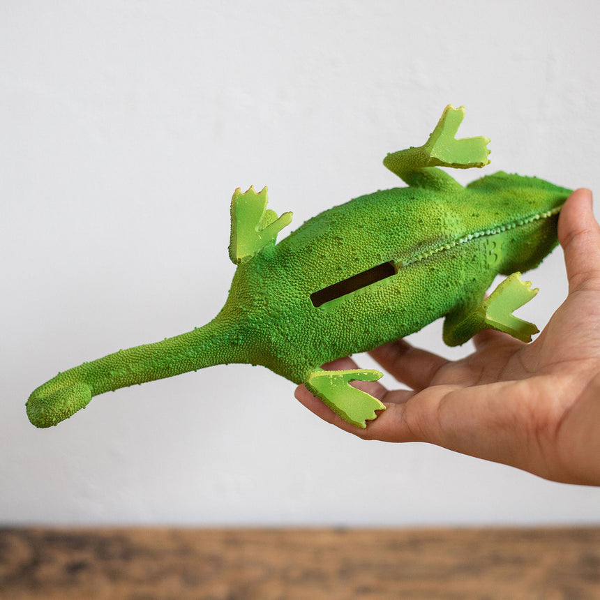 magnet / マグネット　リアルな動物の貯金箱 PET BANK chameleon ペットバンク カメレオン